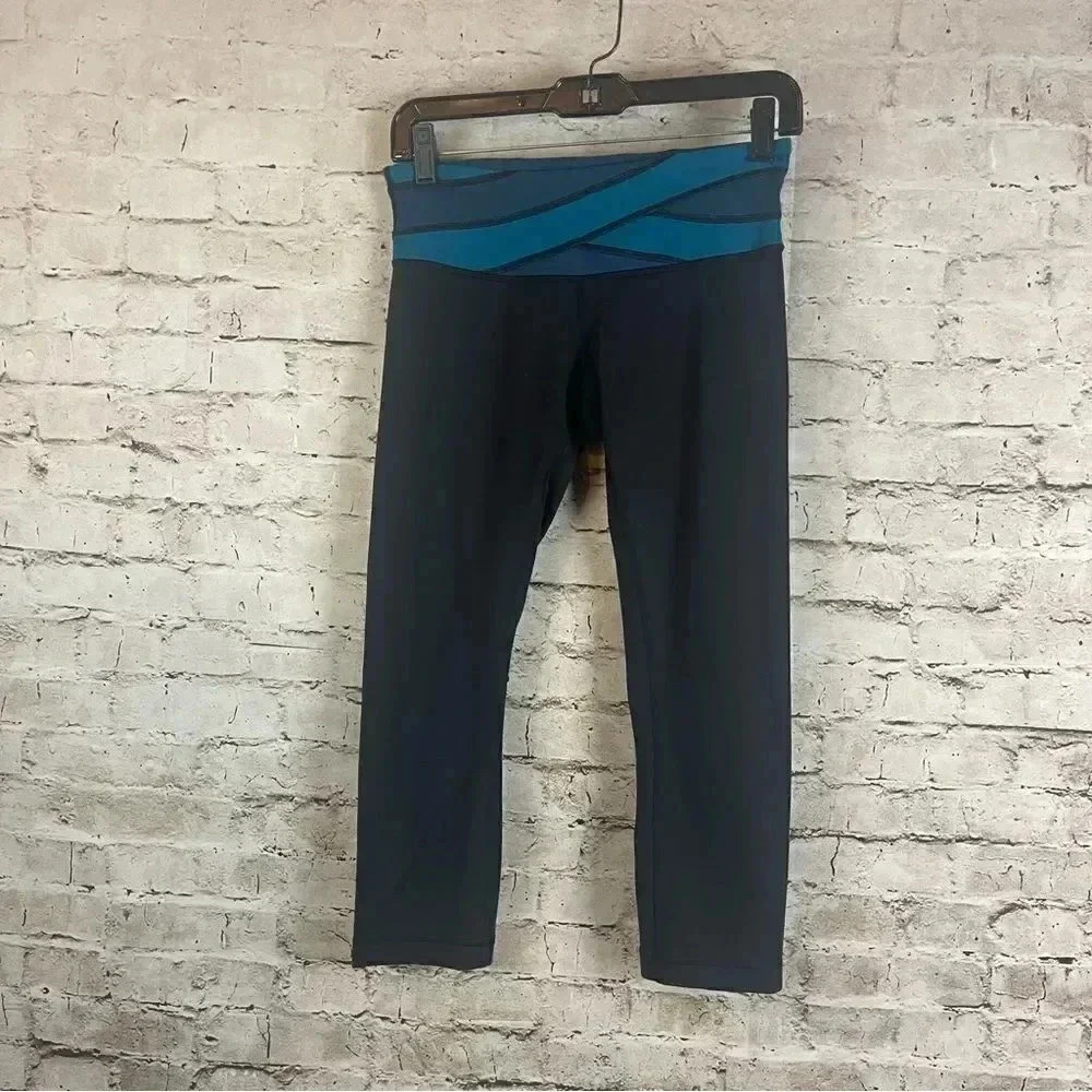 Lululemon Wunder Under Crop III Leggings Size 6 Black Tofino Teal Alberta